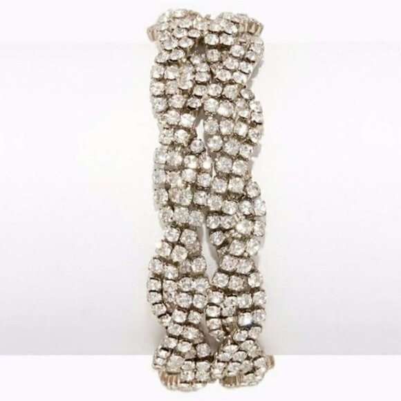 Elegant Bracelet - Picture 2 of 6